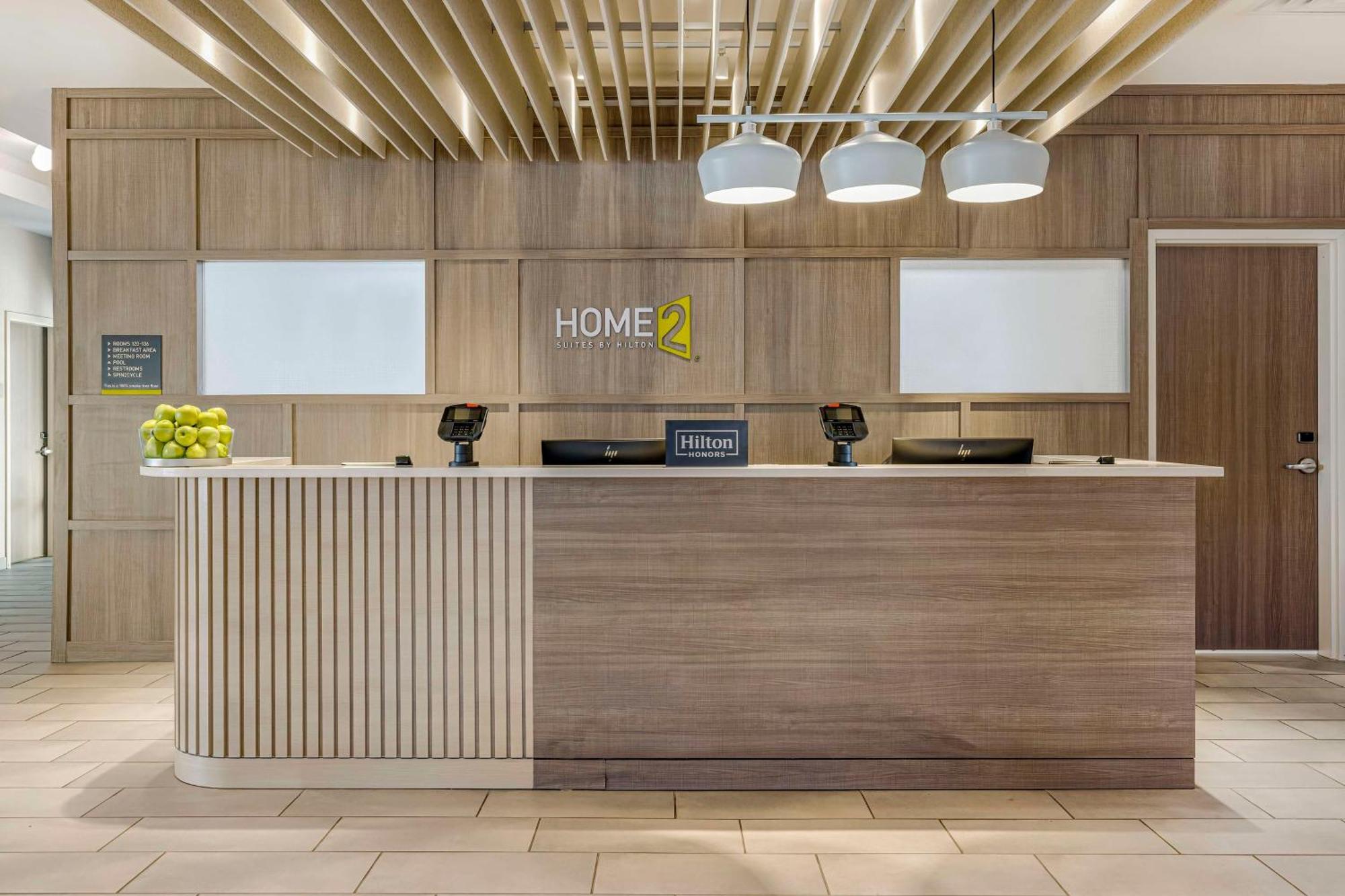 Home2 Suites By Hilton Colorado Springs Airport Exterior photo