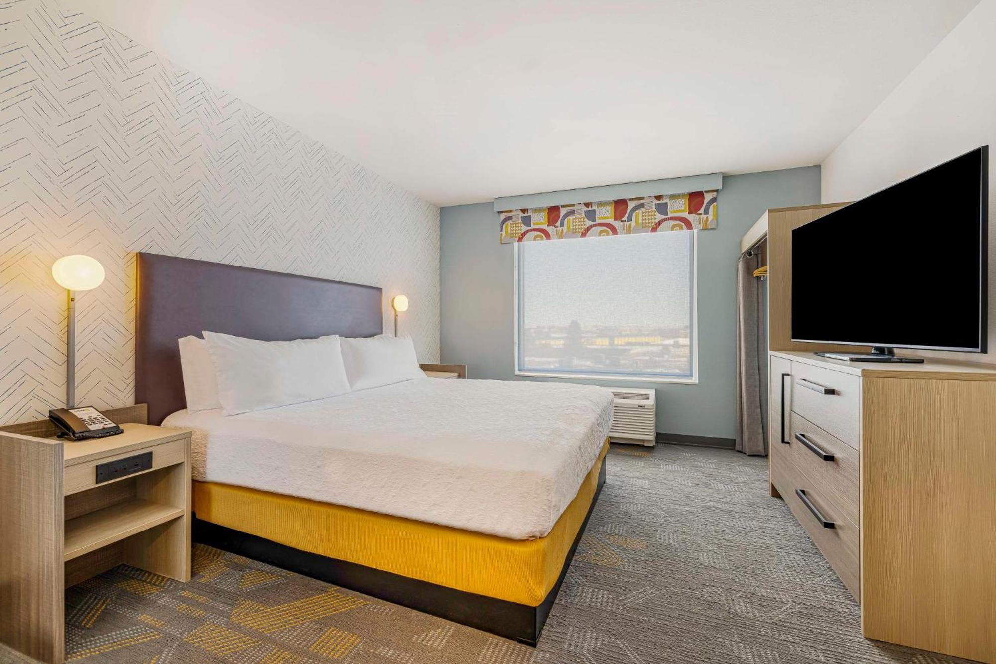 Home2 Suites By Hilton Colorado Springs Airport Exterior photo
